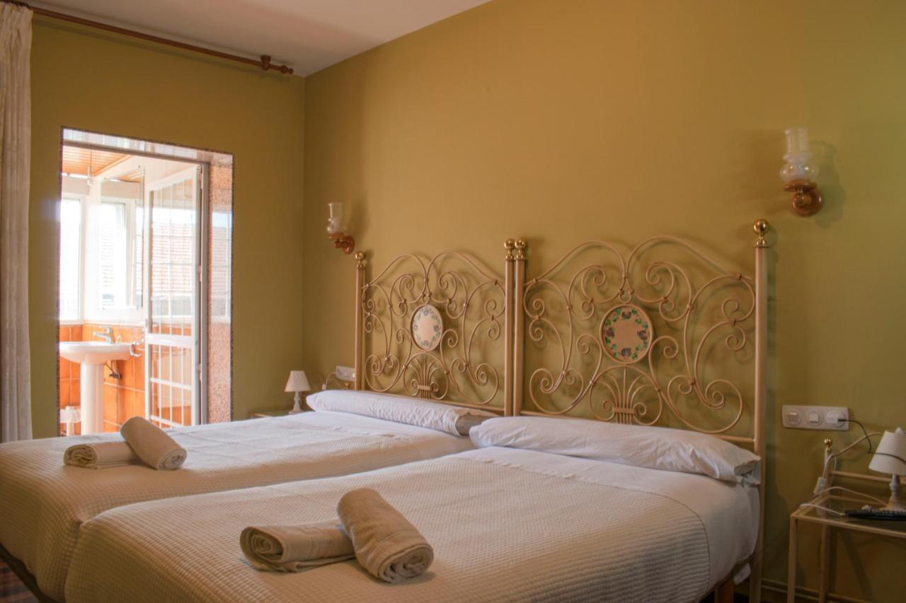 Hostal Galicia Monforte De Lemos Extérieur photo